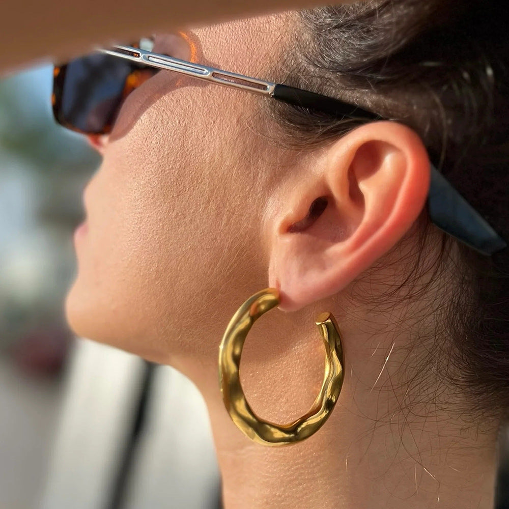 Riley Gold Earrings Image