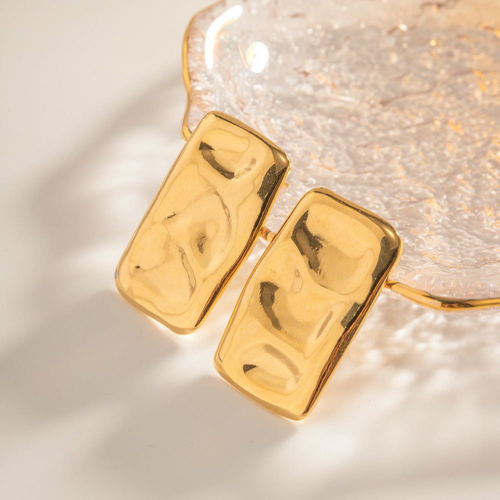 Geraldine Gold Earrings Image