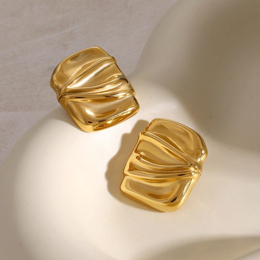 Evette Gold Earrings Image