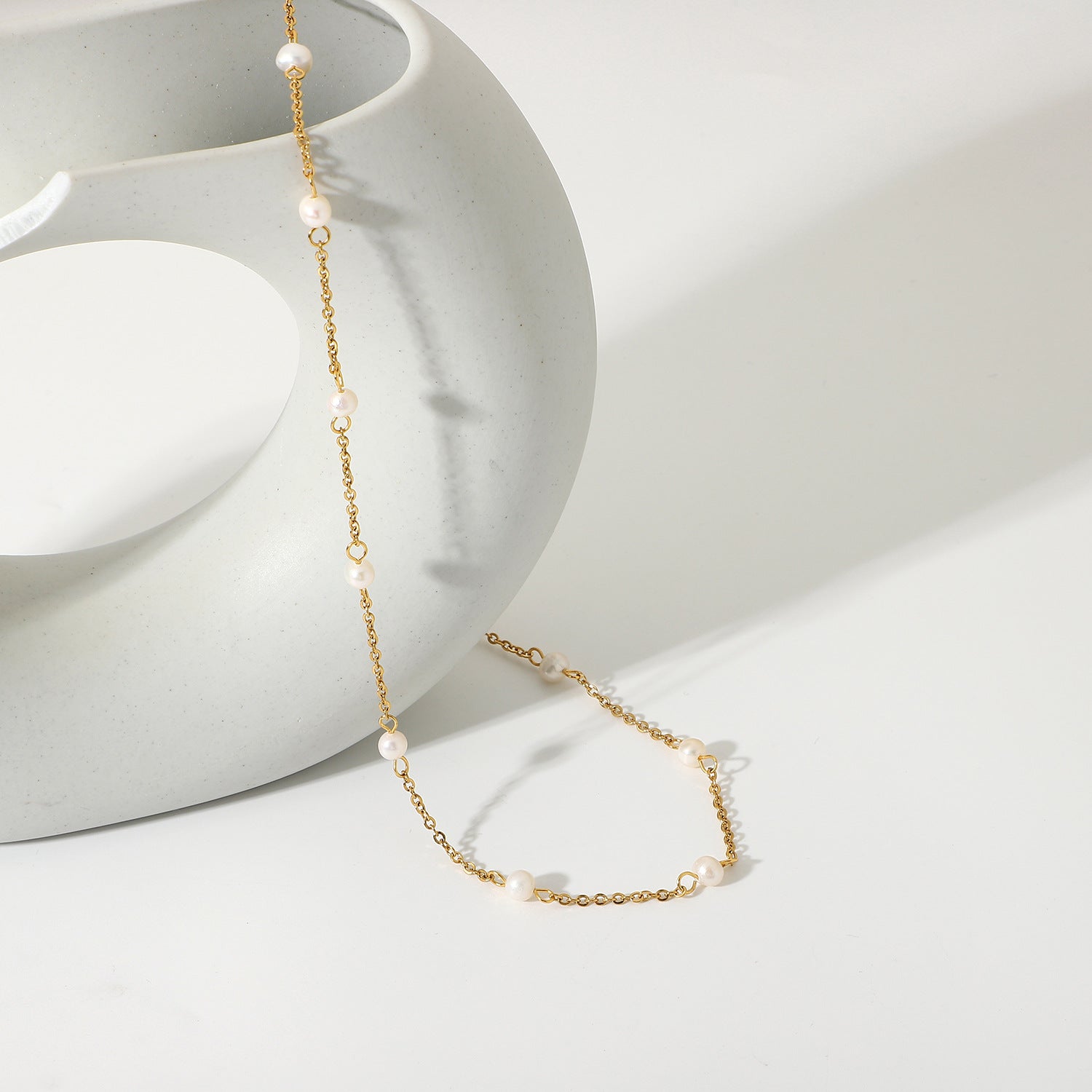 Nora Gold Pearl Necklace Image