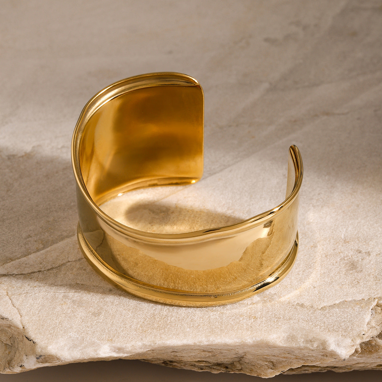 Rachel Gold Bangle Image