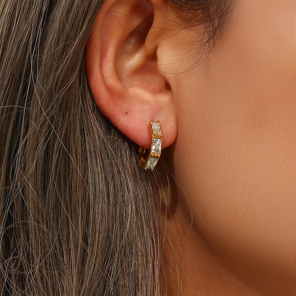 Elira Diamond Earrings