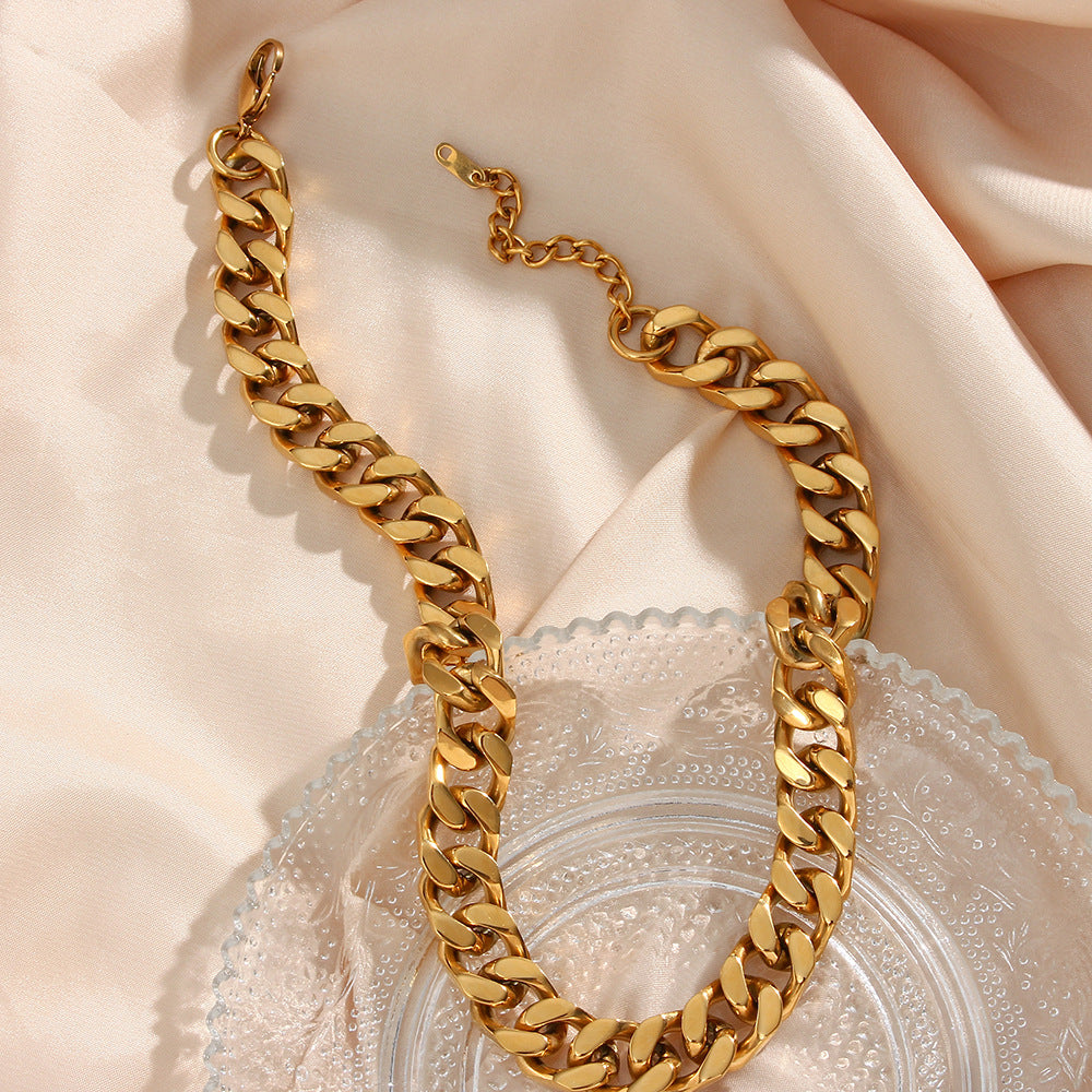 Gianna Chunky Chain Necklace Image