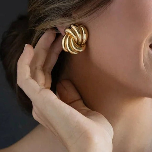 Floriana Gold Earrings Image