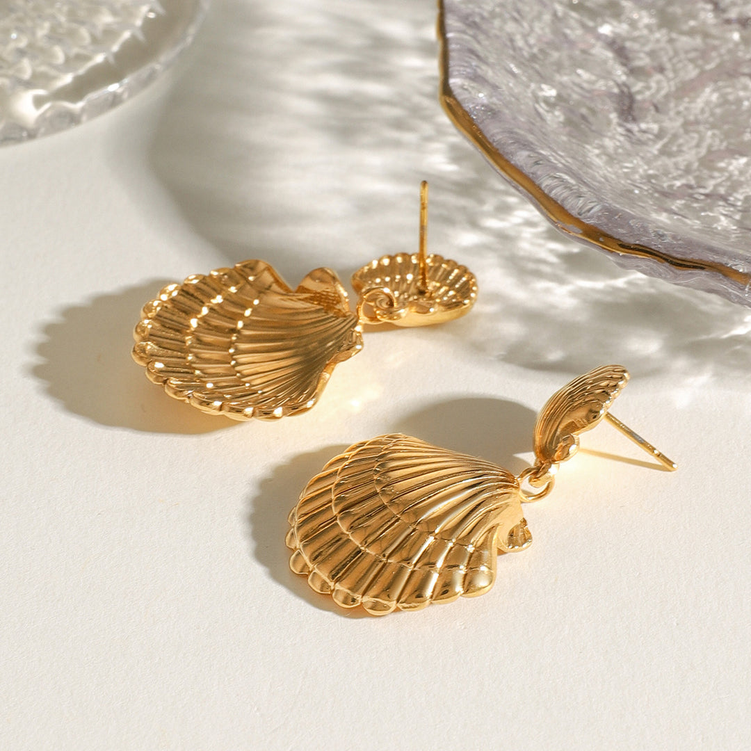 Sandy Gold Seashell Earrings