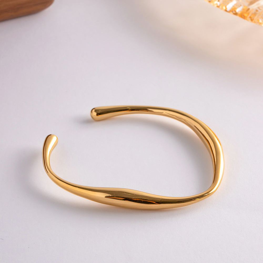 Tiffany Gold Bangle Image