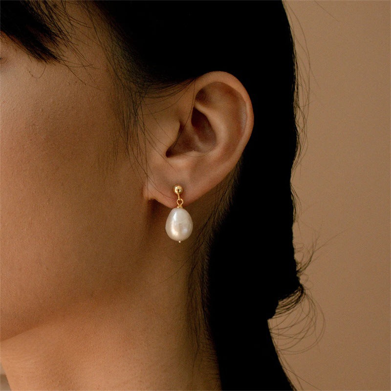 Gloria Freshwater Pearl Earrings