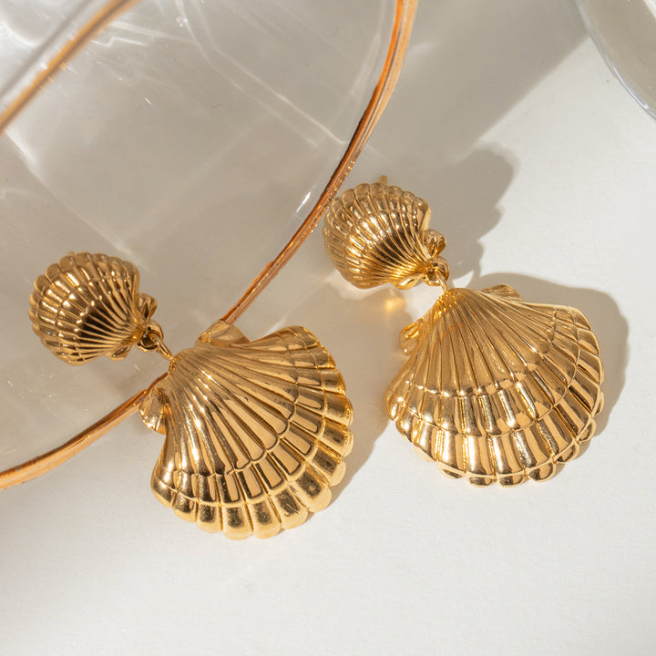 Sandy Gold Seashell Earrings