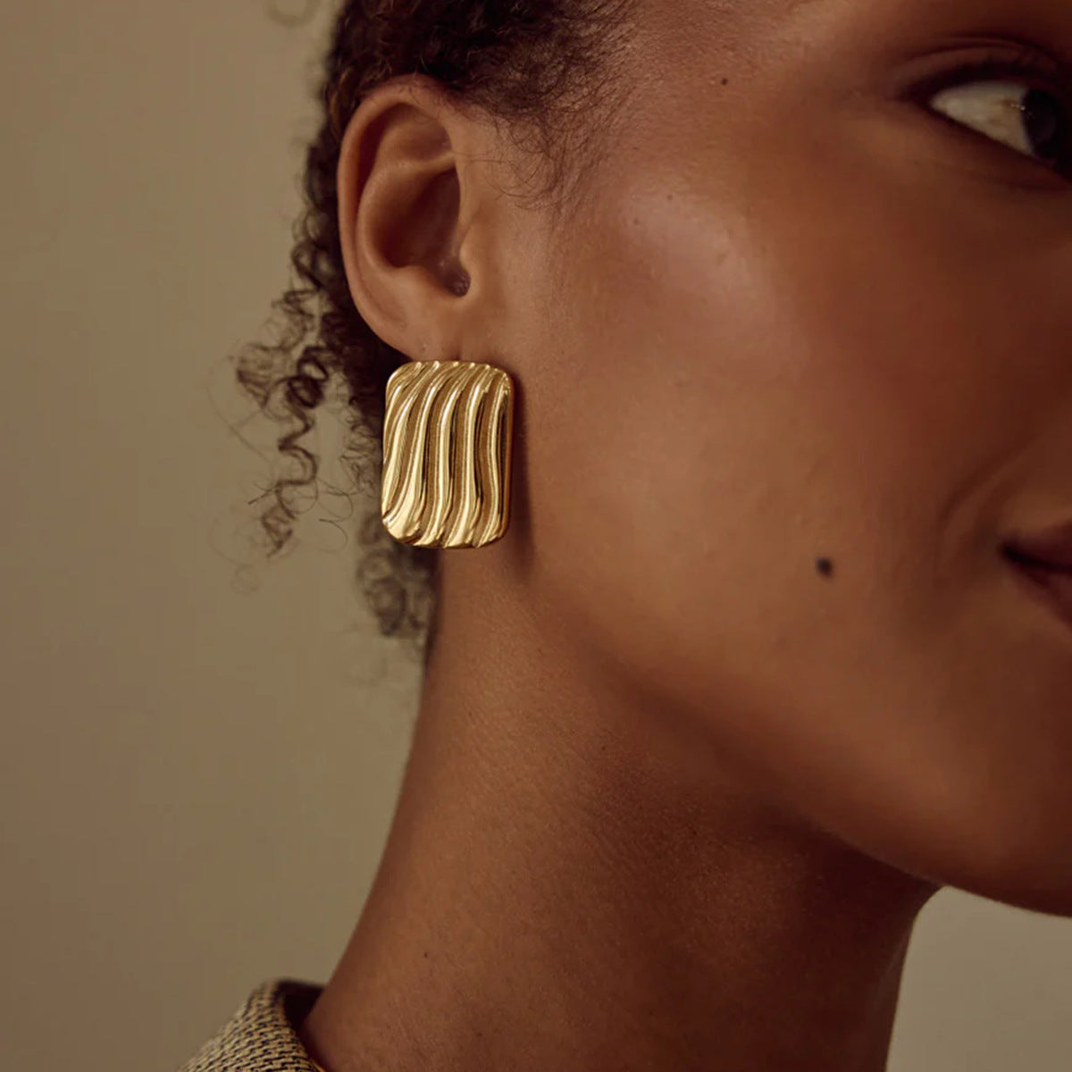 Colette Gold Earrings Image