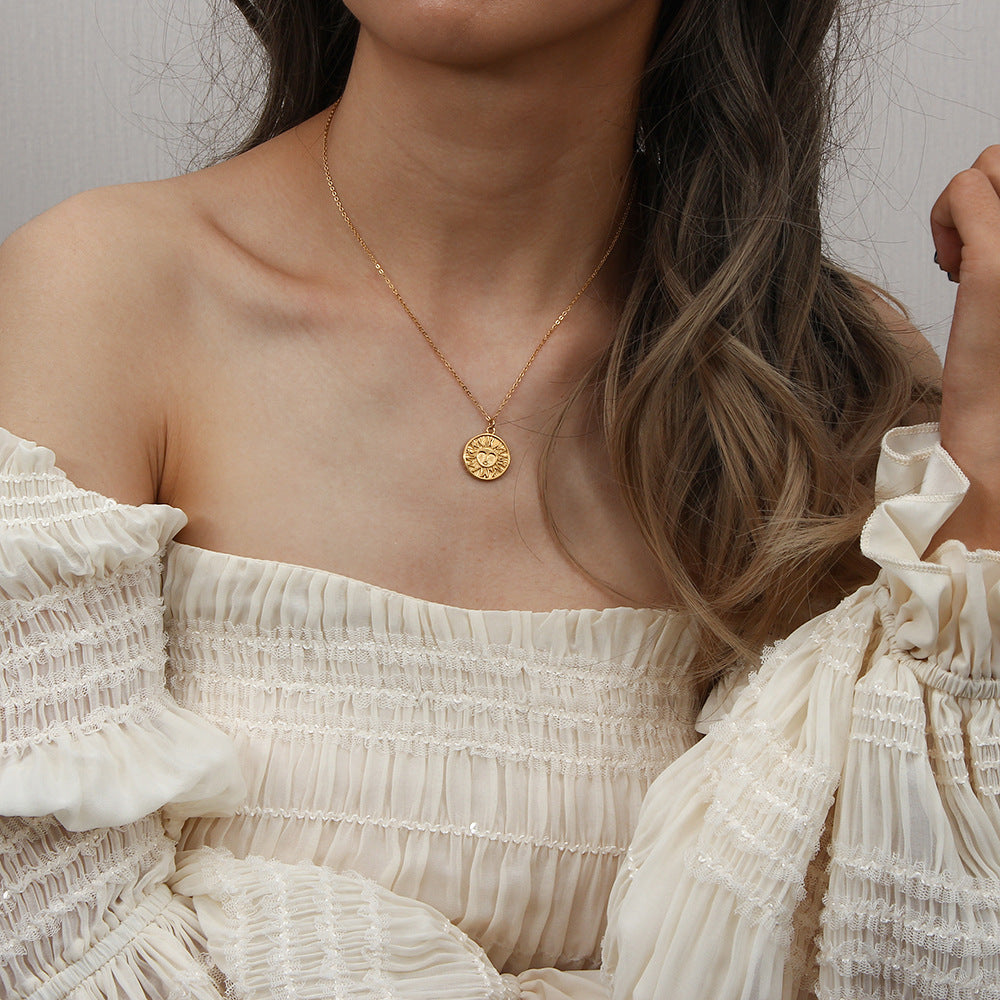 Soleil Gold Necklace Image