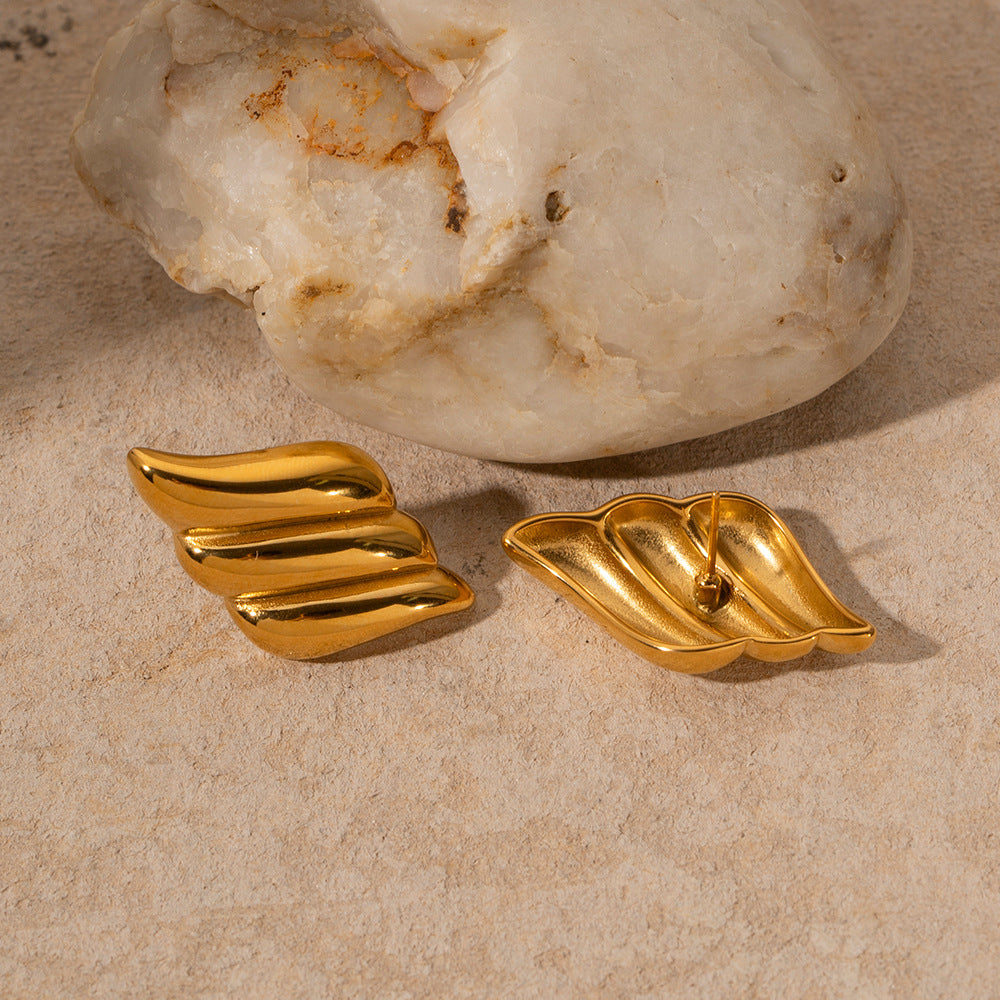 Vera Gold Earrings Image