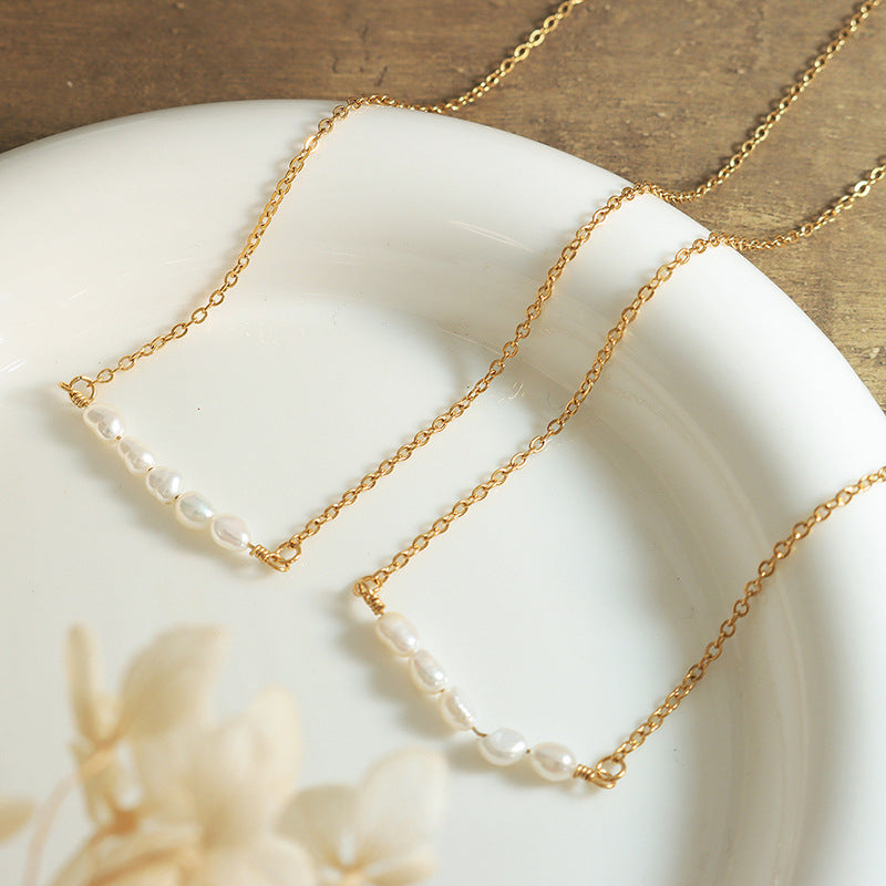 Fleur Freshwater Pearl Gold Necklace Image