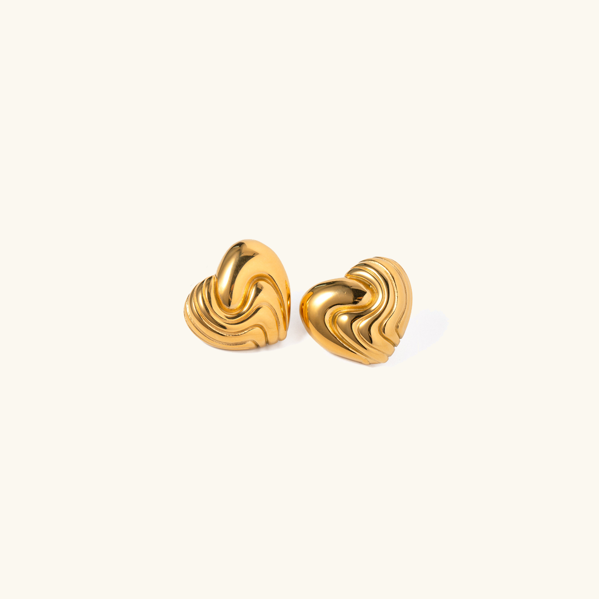 Milena Heart Gold Earrings Image