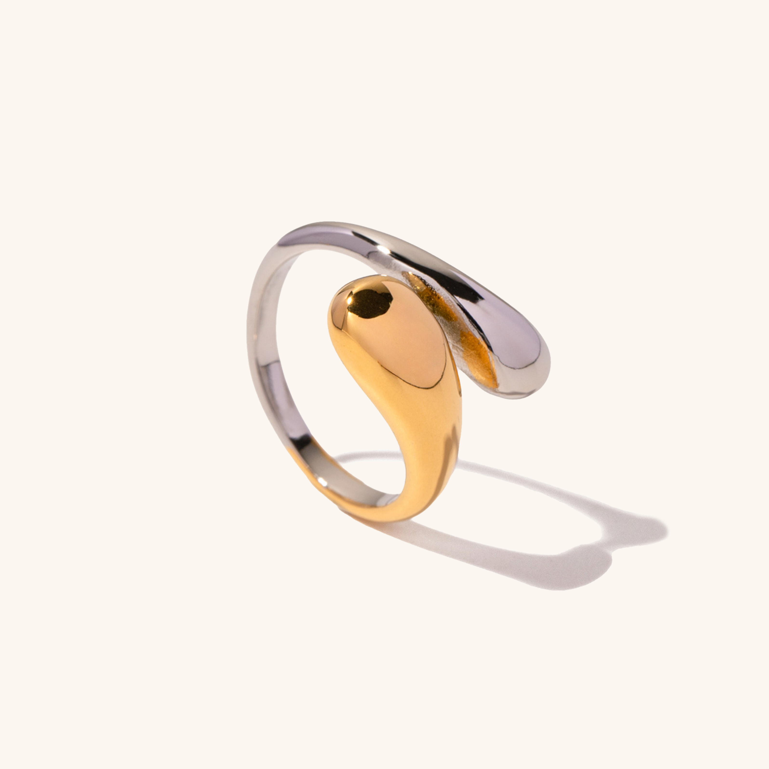 Sabine Gold Ring Image