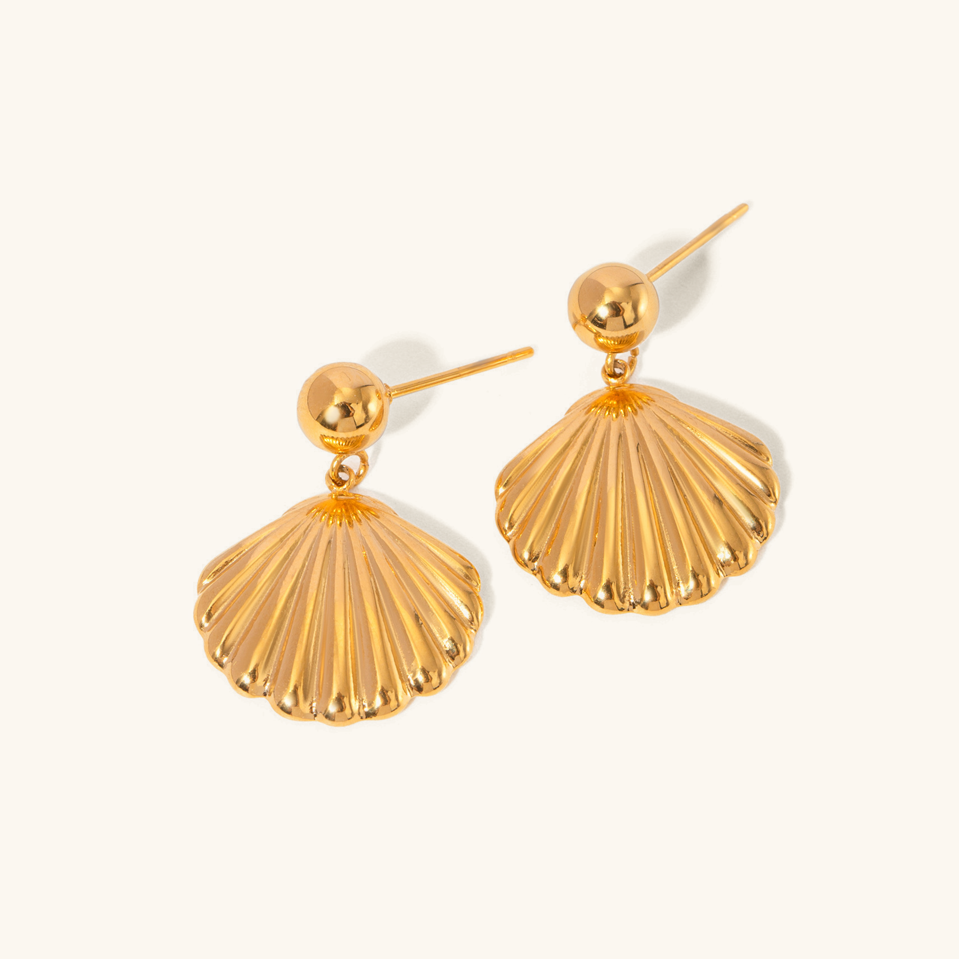 Delianna Shell Earrings Image