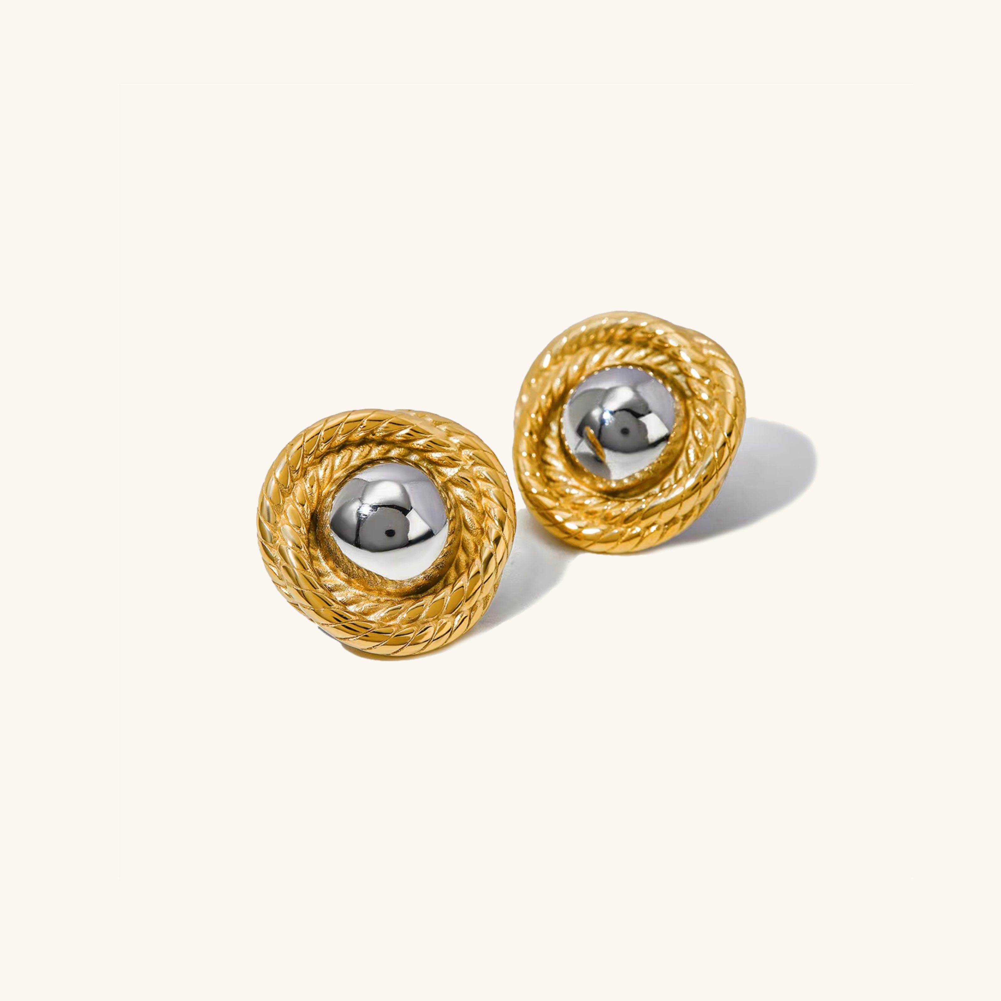 Ariadne Gold Earrings Image