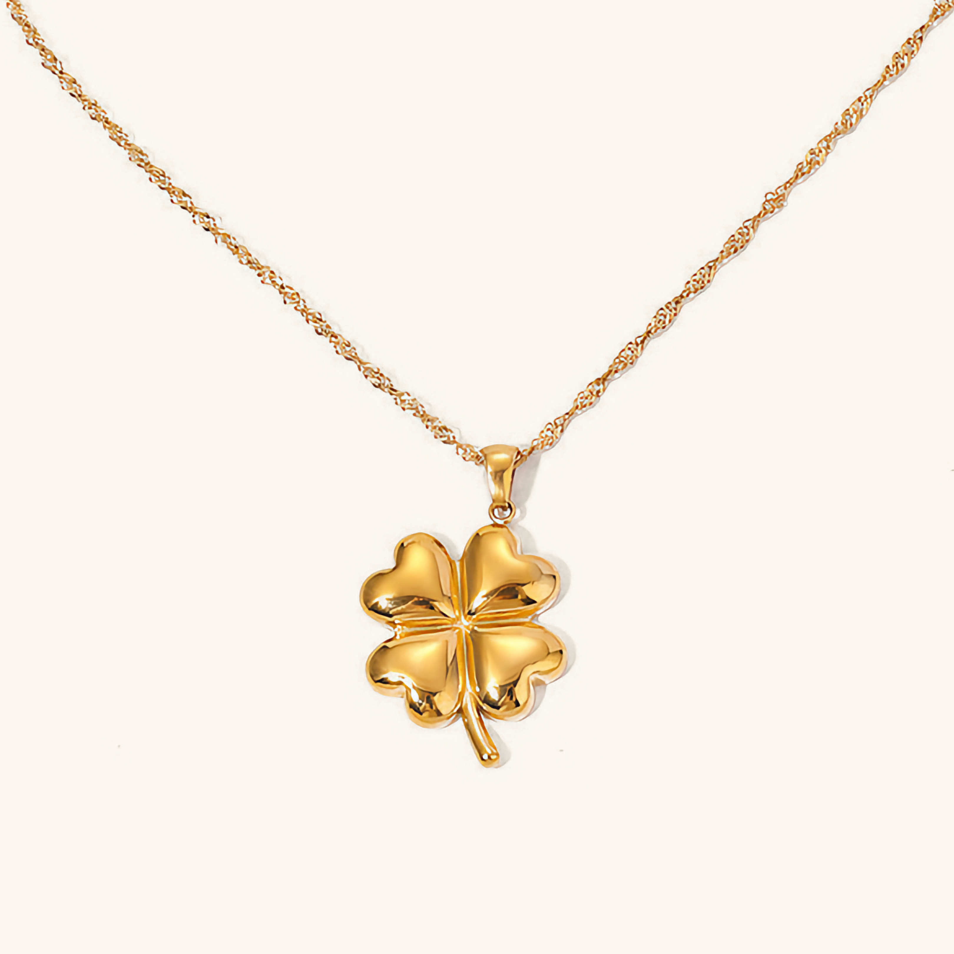 Ella Clover Gold Necklace Image