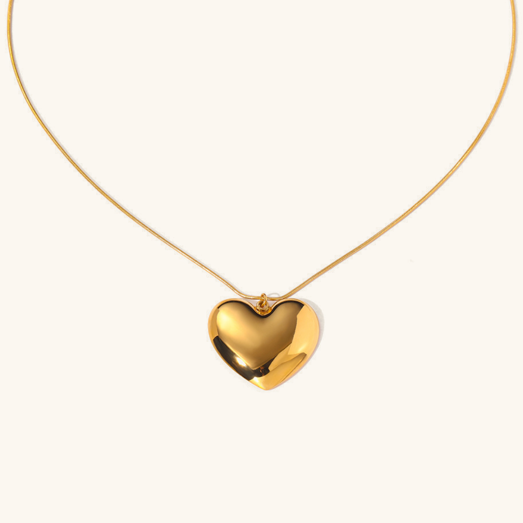 Roberta Heart Necklace Image