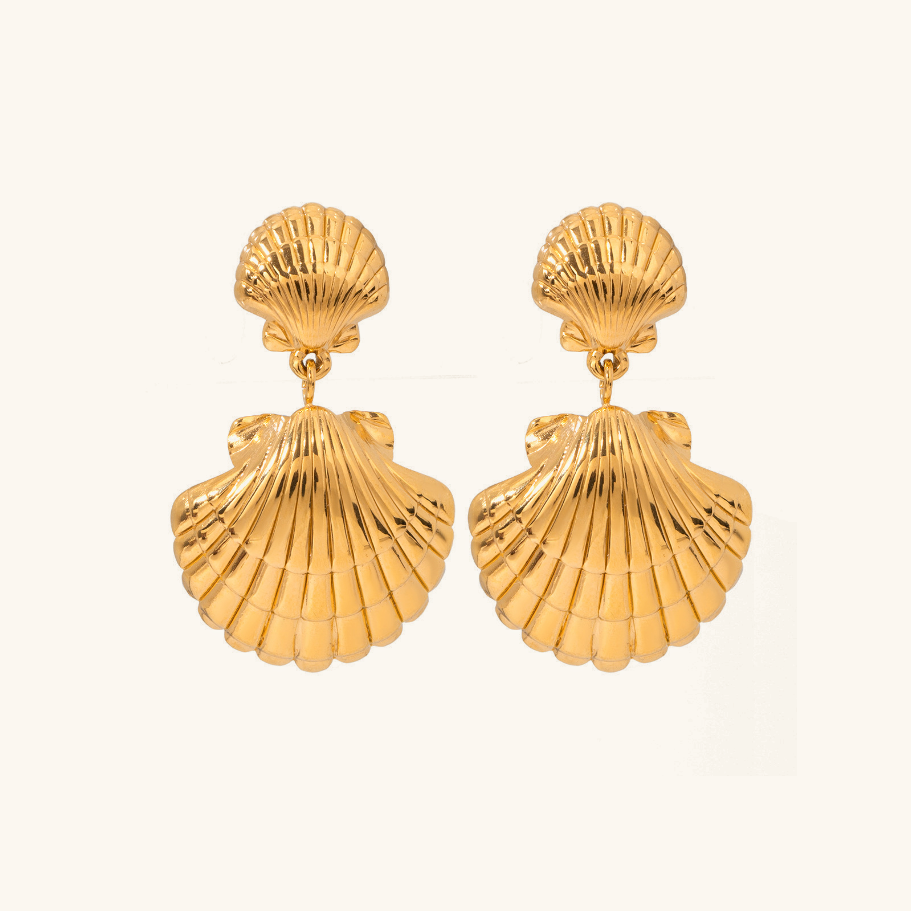 Sandy Gold Seashell Earrings Image