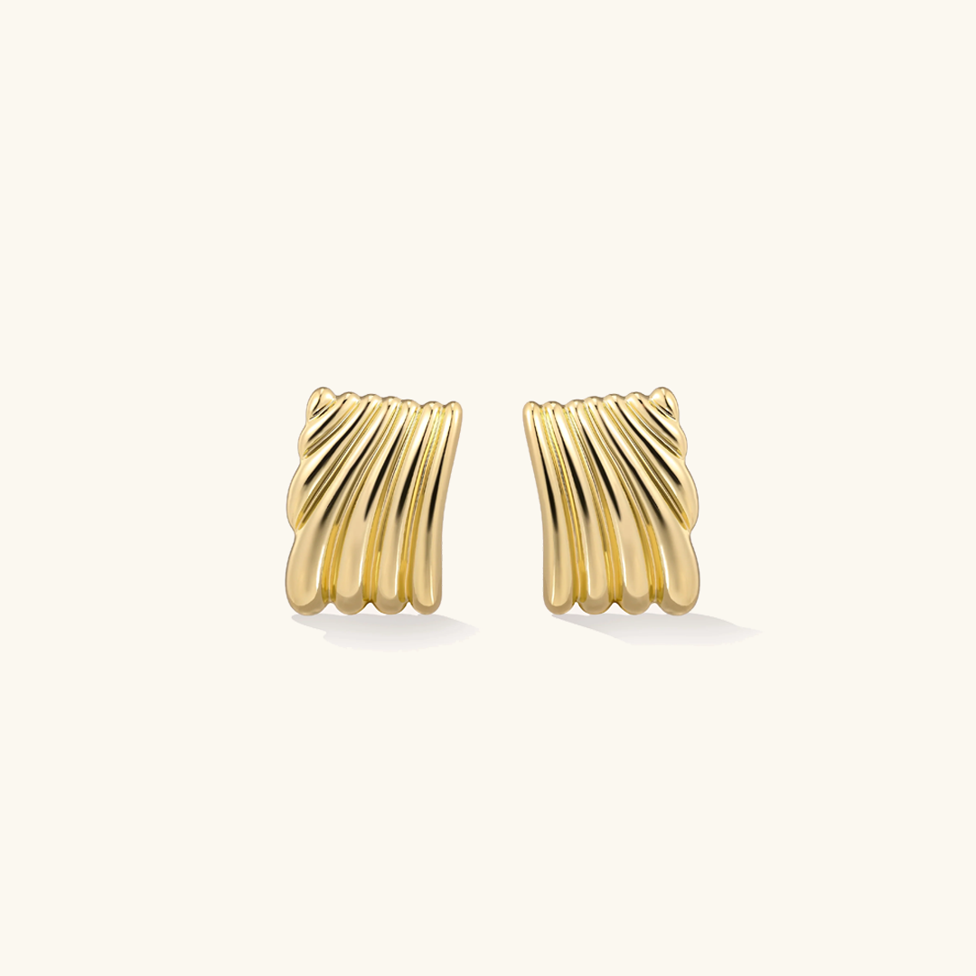 Alisa Gold Earrings Image