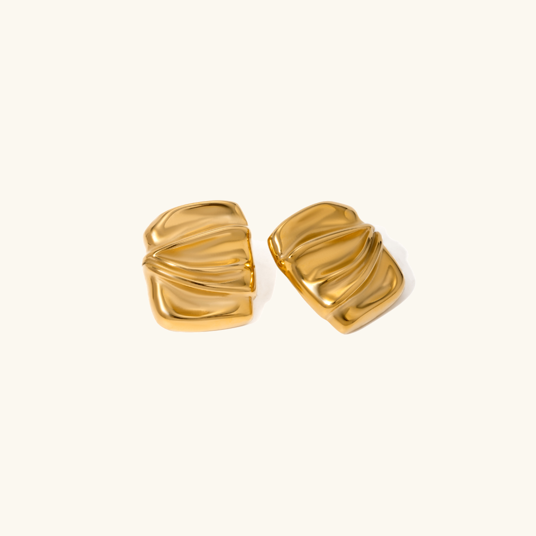 Evette Gold Earrings Image