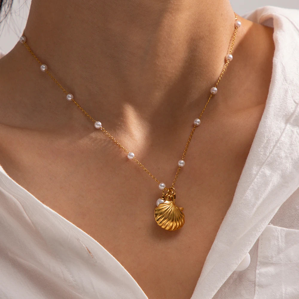 Rebecca Freshwater Pearl Necklace Image