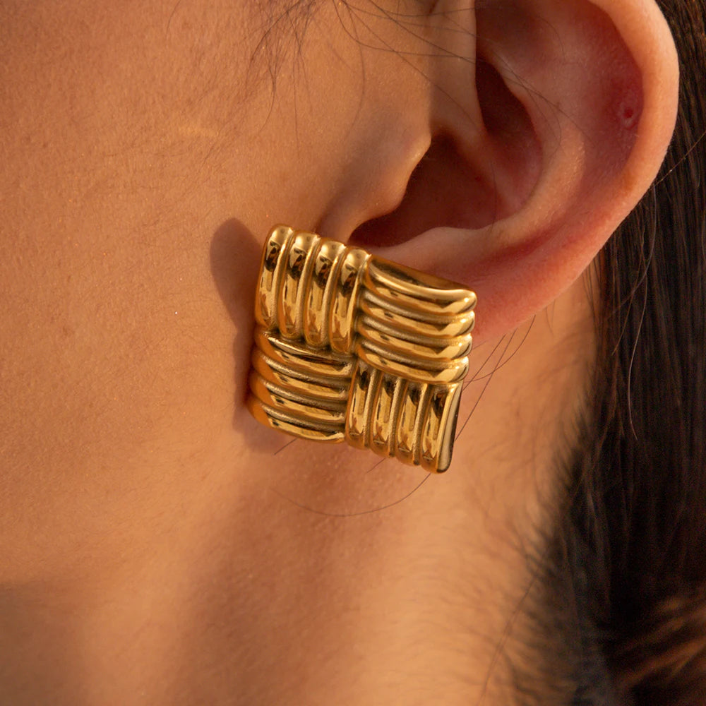 Cindy Gold Earrings Image