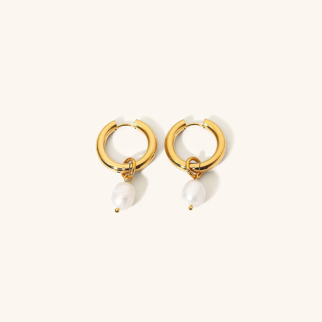 Stella Pearl Earrings Image