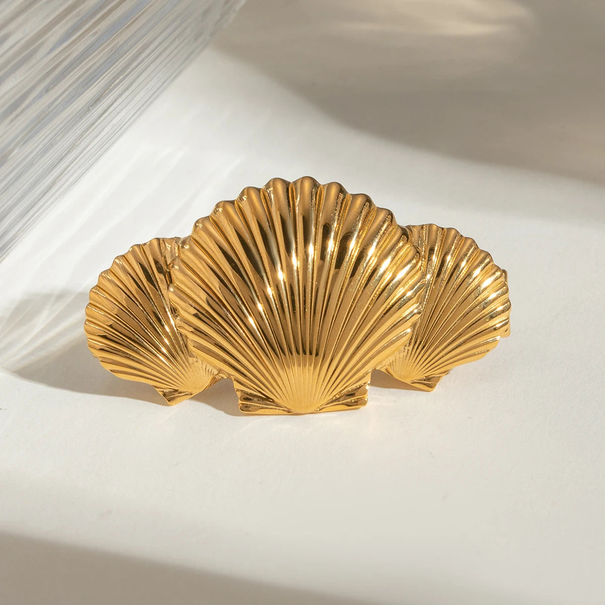 Tidal Sea Shell Gold Hair Clip Image