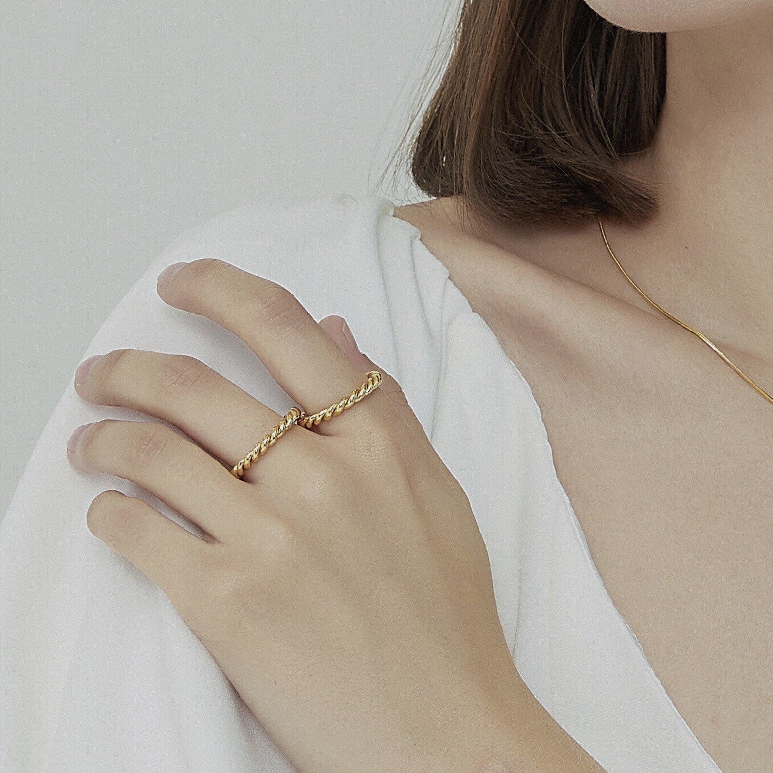 Melody Gold Twist Ring Image