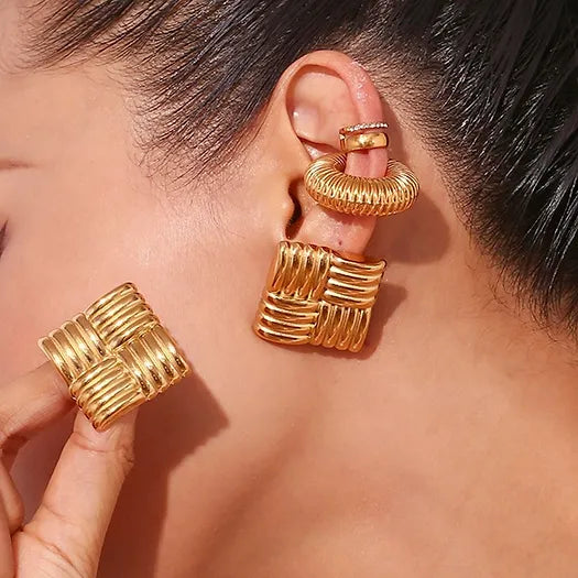 Cindy Gold Earrings Image