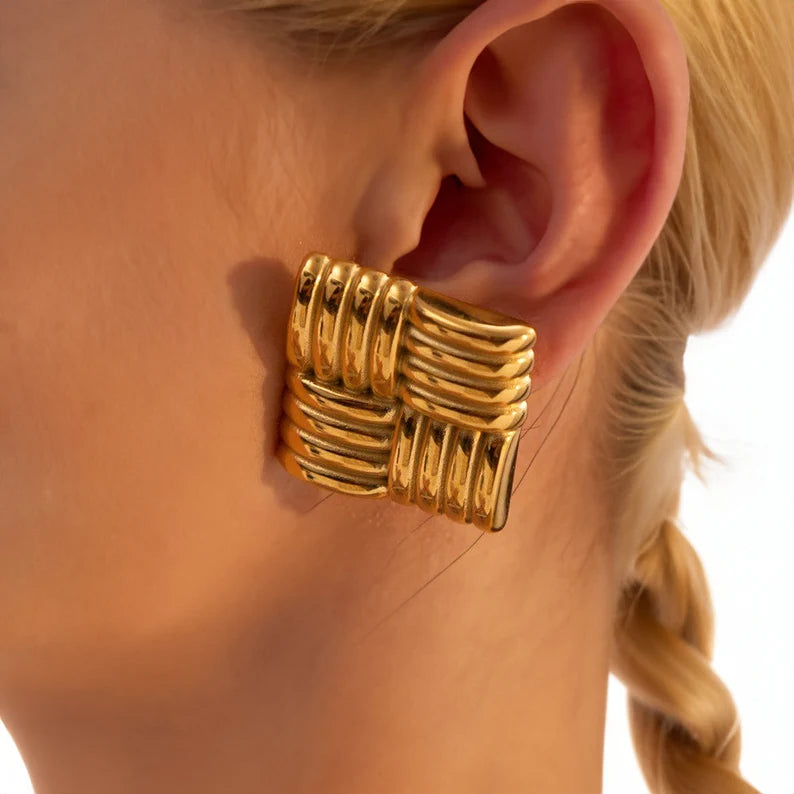 Cindy Gold Earrings Image