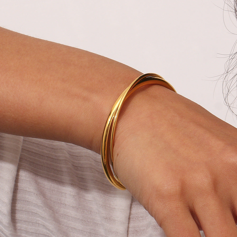 Rianne Layered Gold Bangle Image