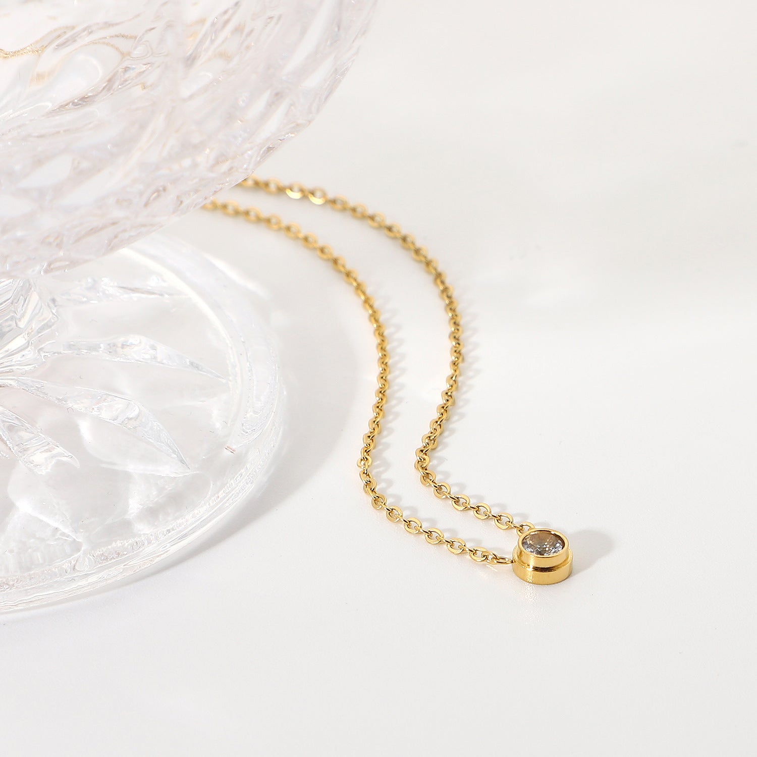 Kira Gold Necklace Image