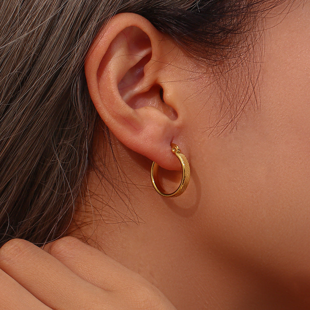 Elanor Gold Earrings Image